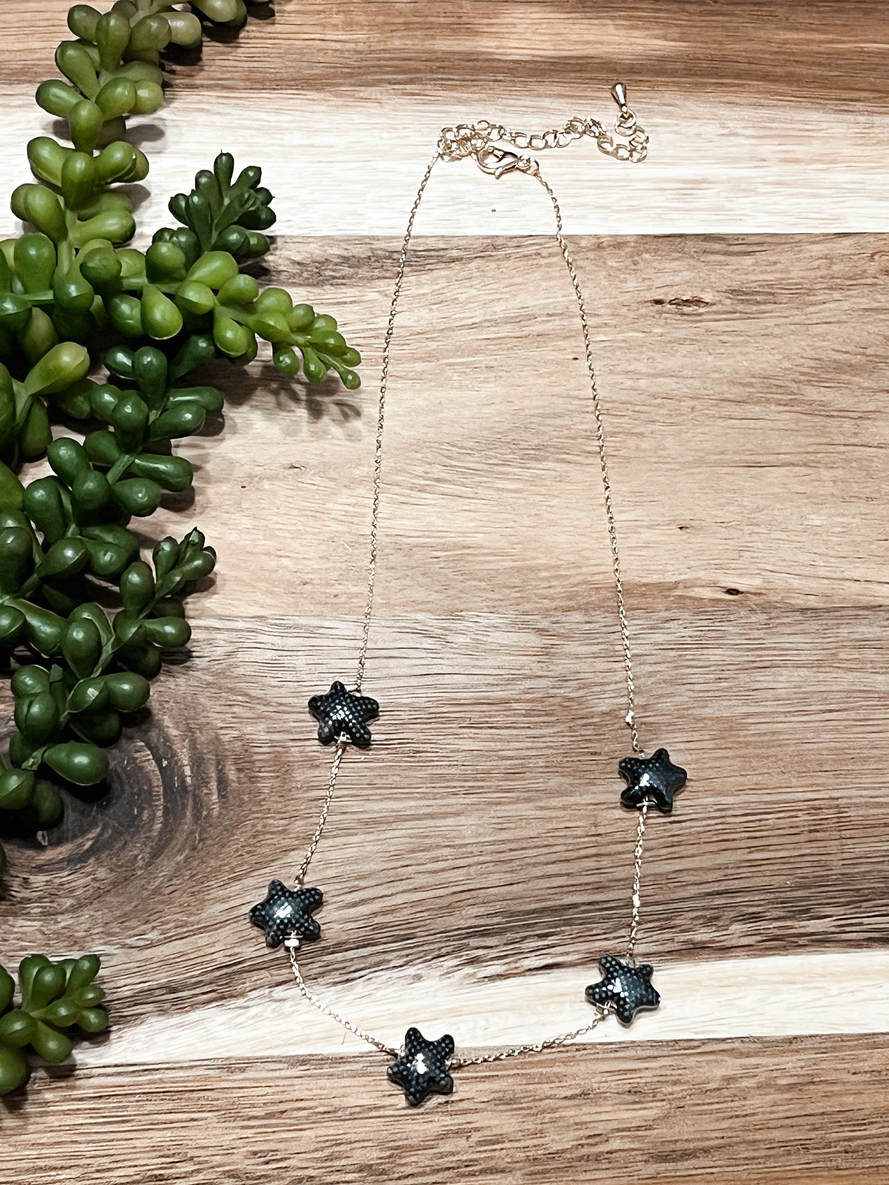 Black Seeing Starfish Necklace