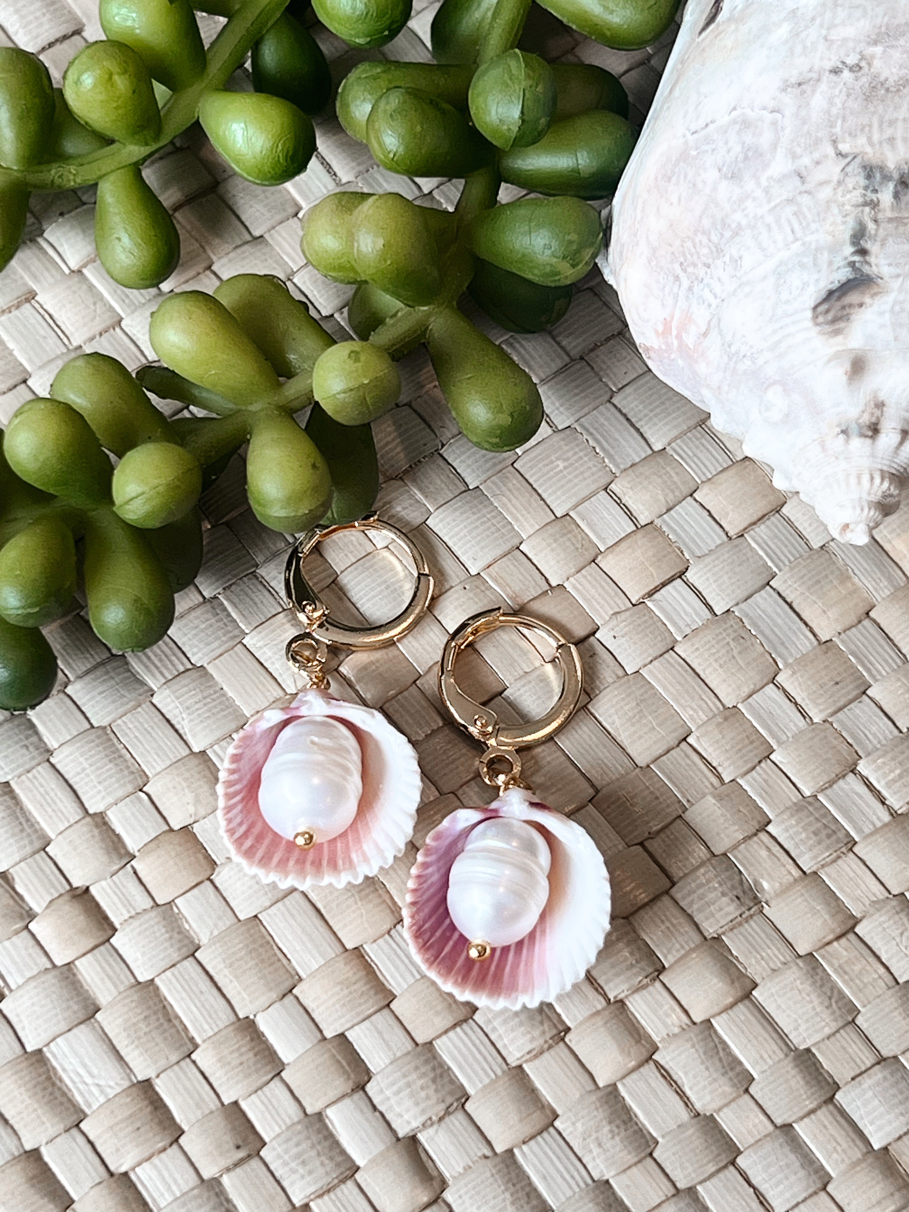 Cutie Cockle Earrings