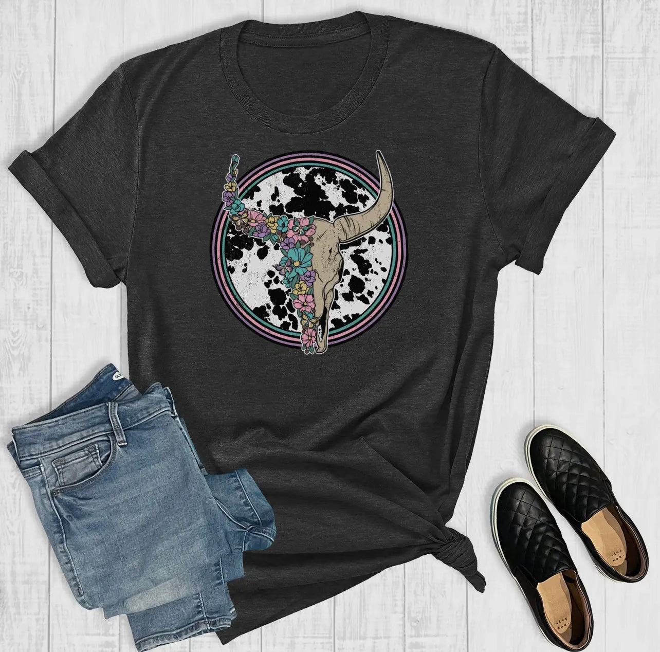 *Preorder* Flower Steer Circle Graphic Tee