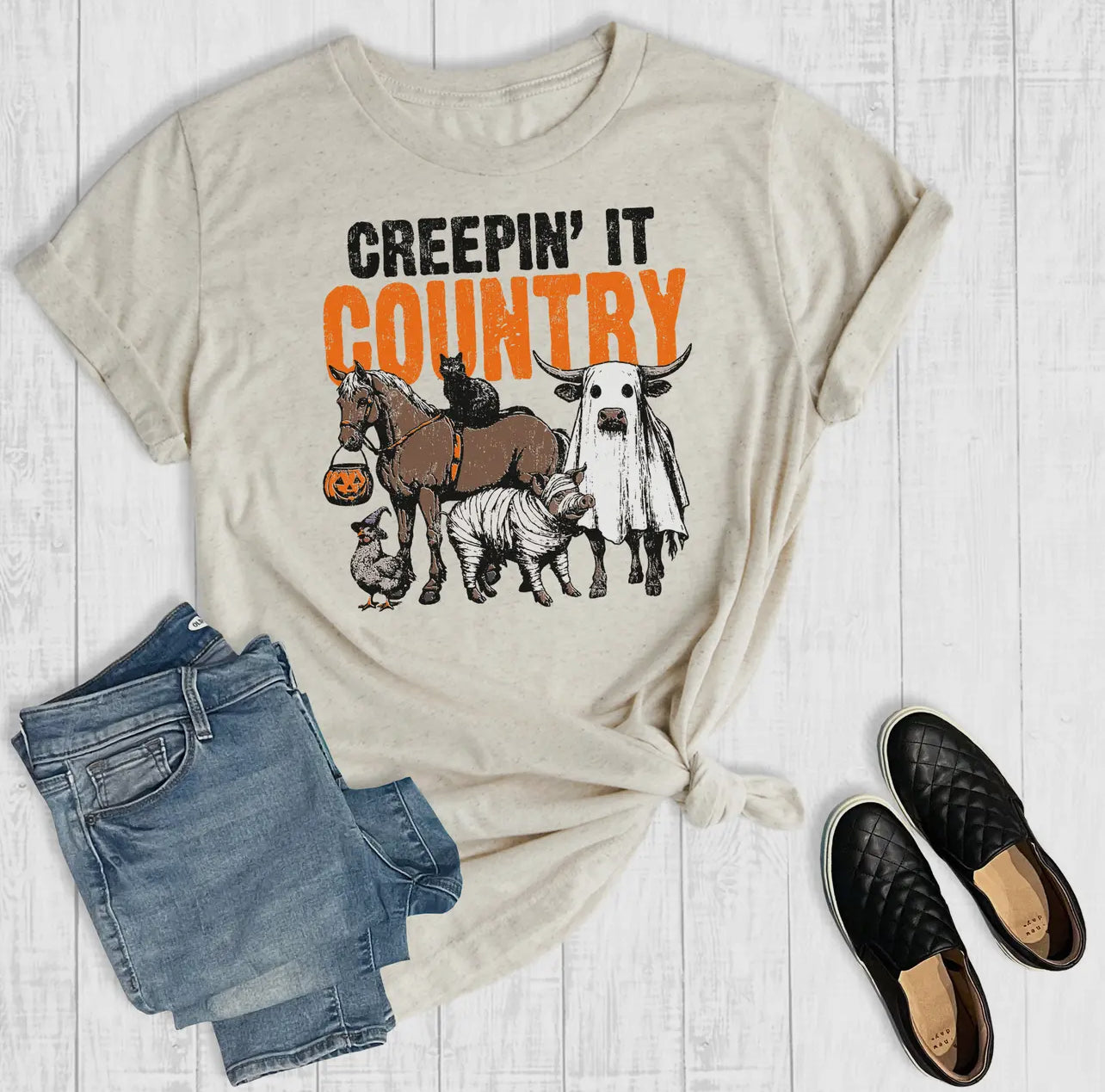*Preorder* Creepin’ It Country Graphic Tee