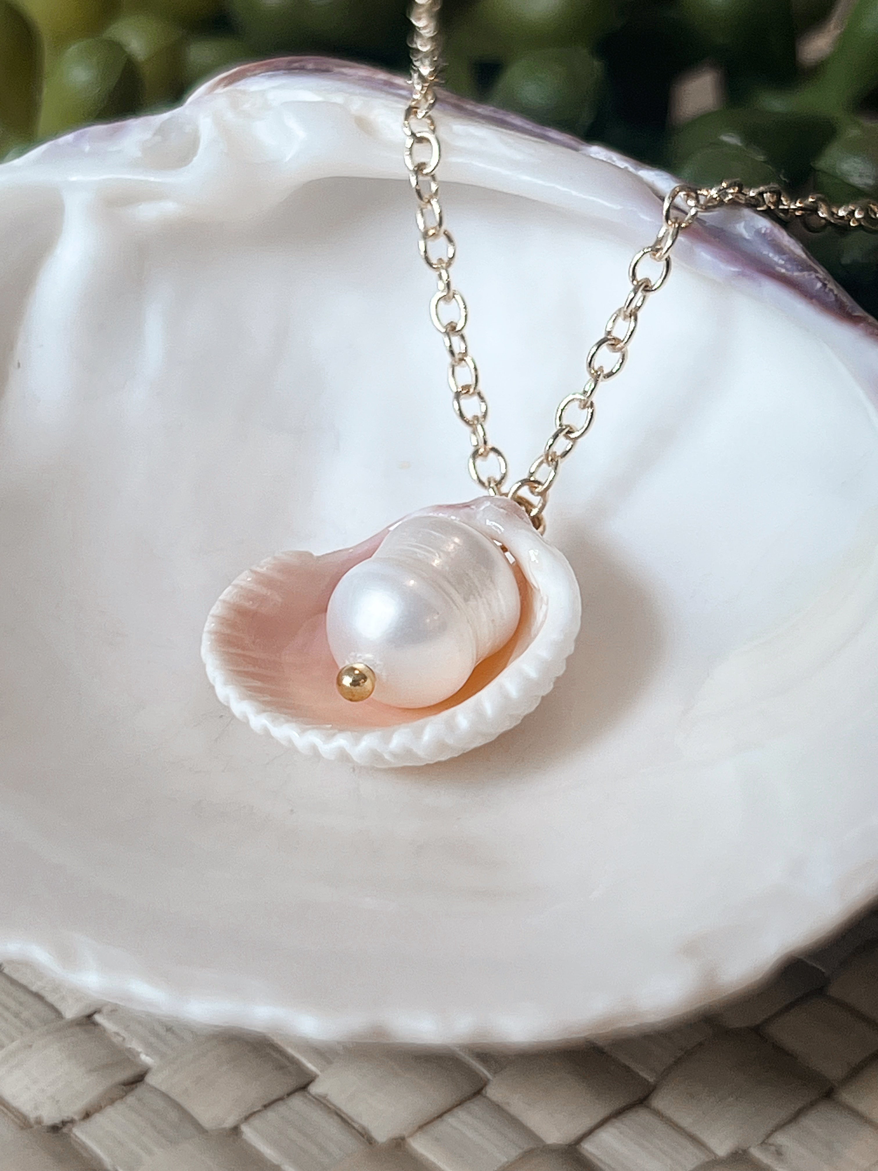 Cockle Shell Pearl Necklace