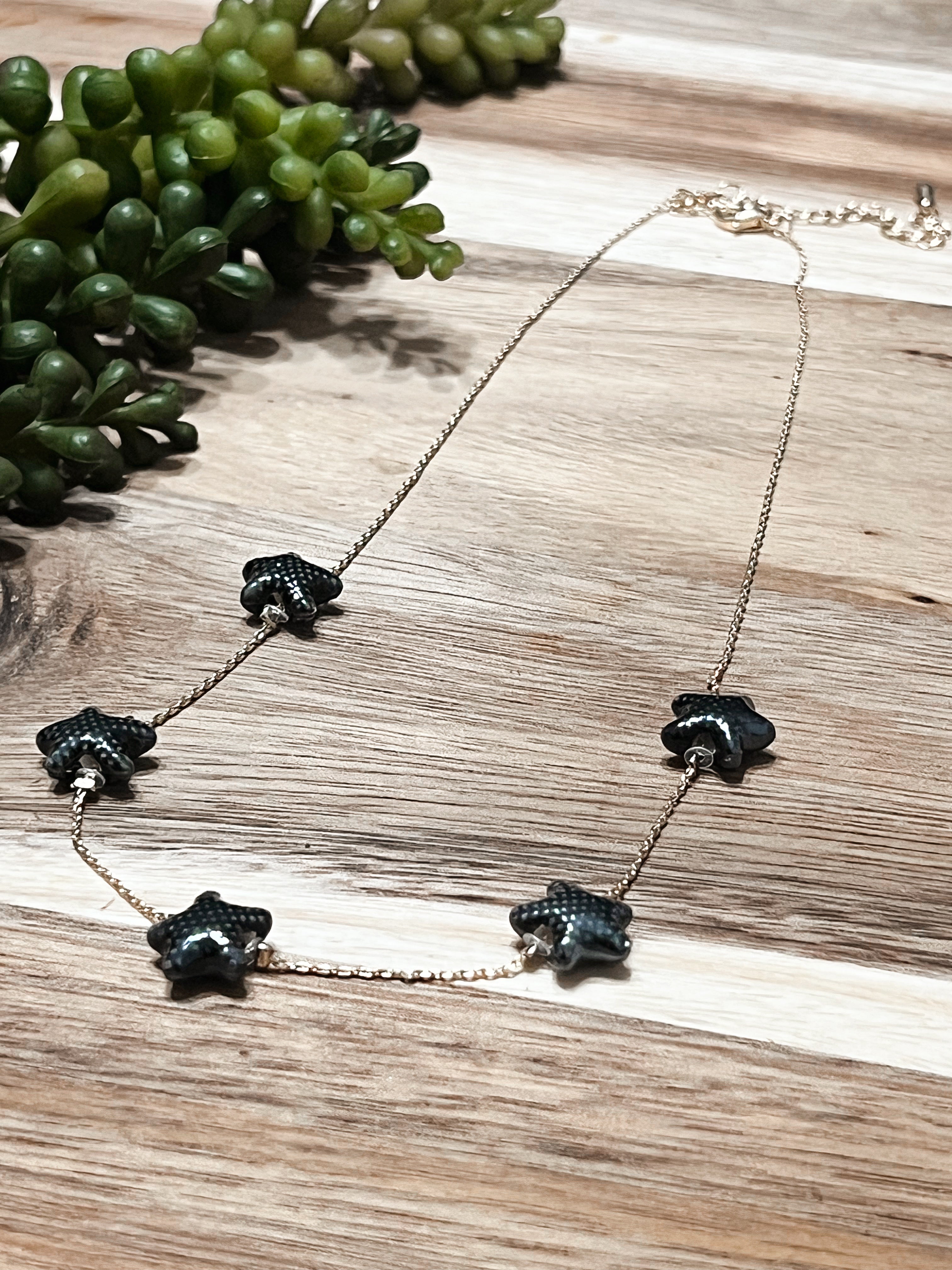 Black Seeing Starfish Necklace