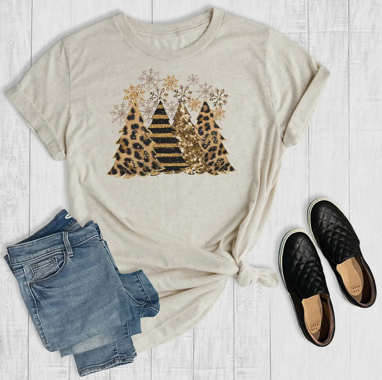 *Preorder* Cheetah Christmas Tree Graphic Tee