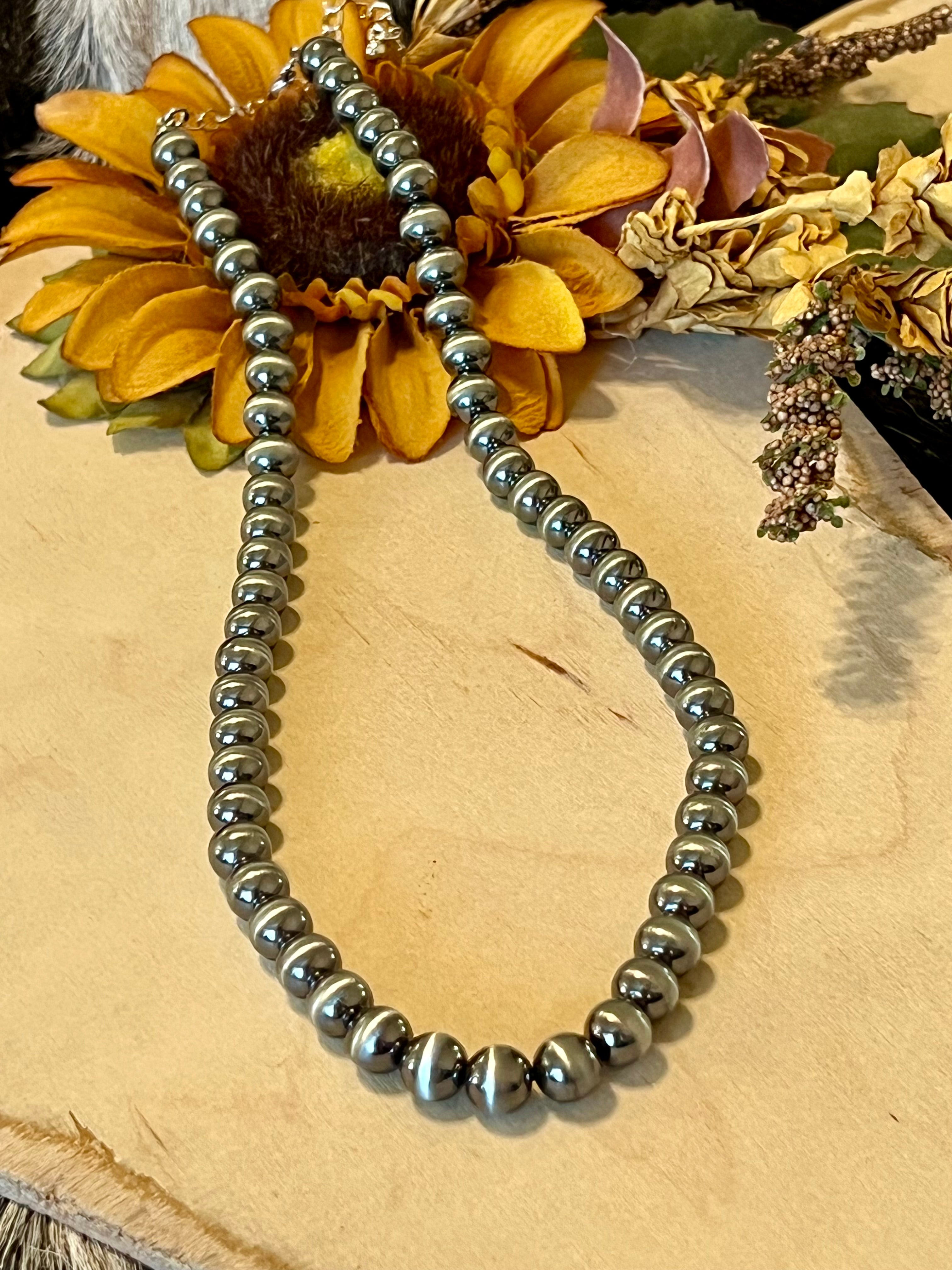 Pretty Desert Pearl Bead Necklace