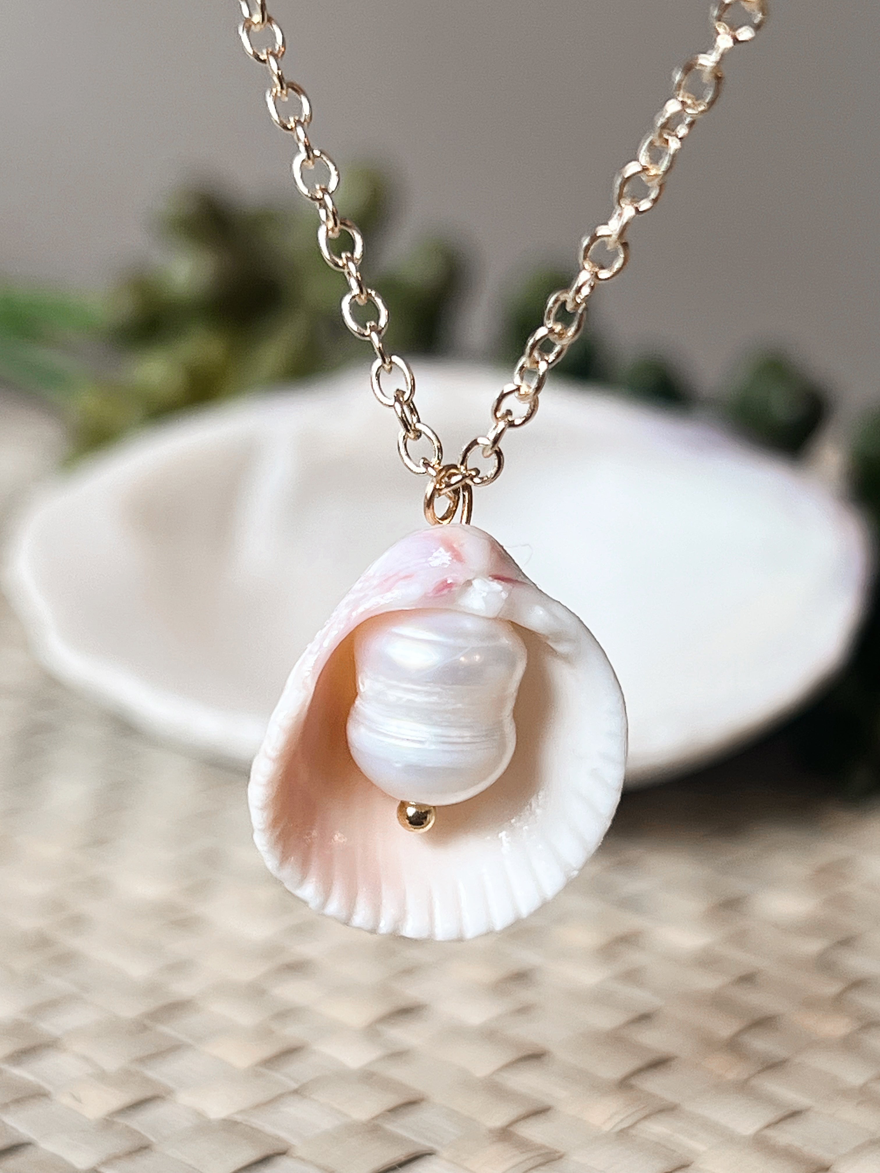 Cockle Shell Pearl Necklace