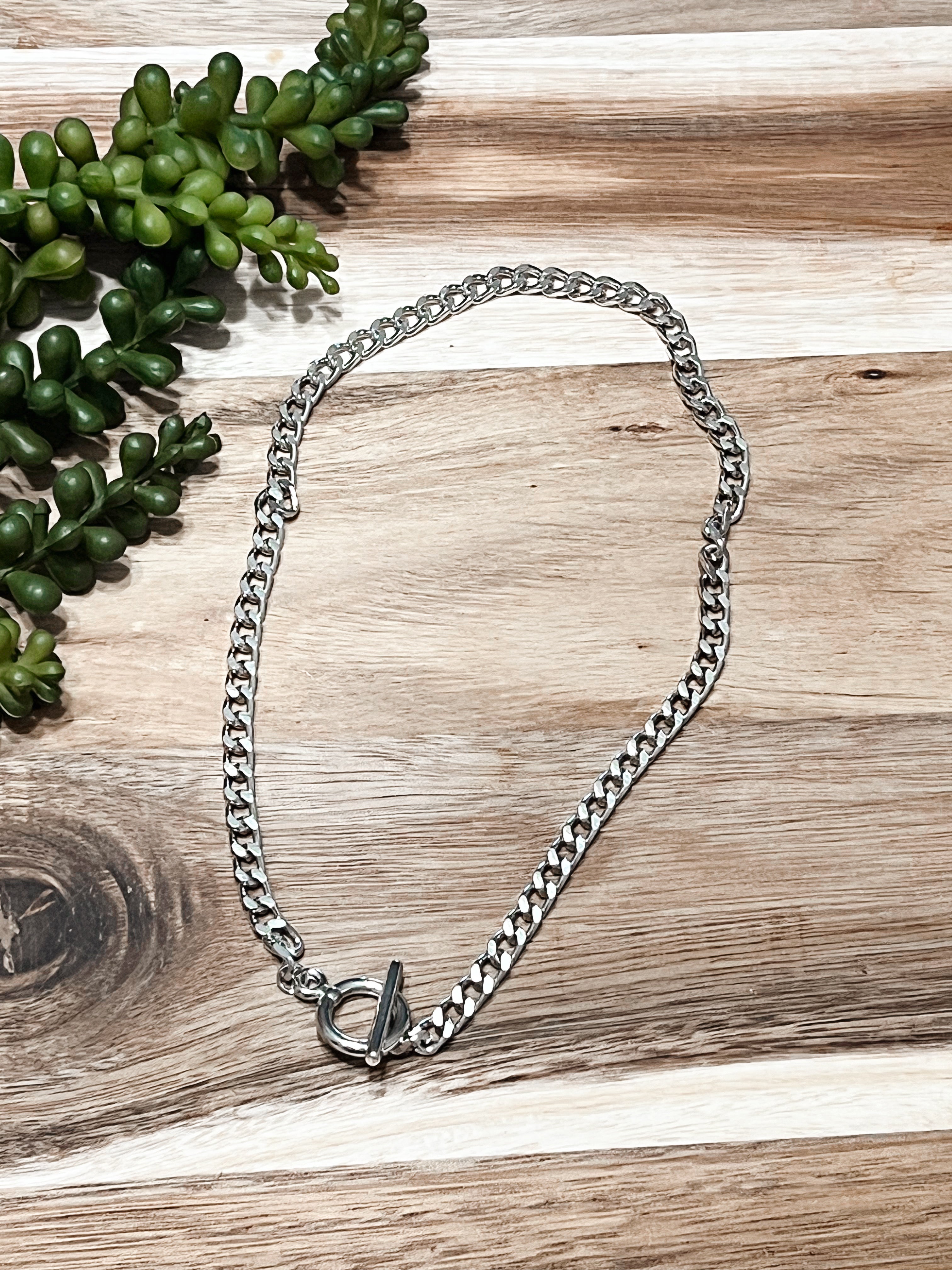 Thick Chain Choker Necklace