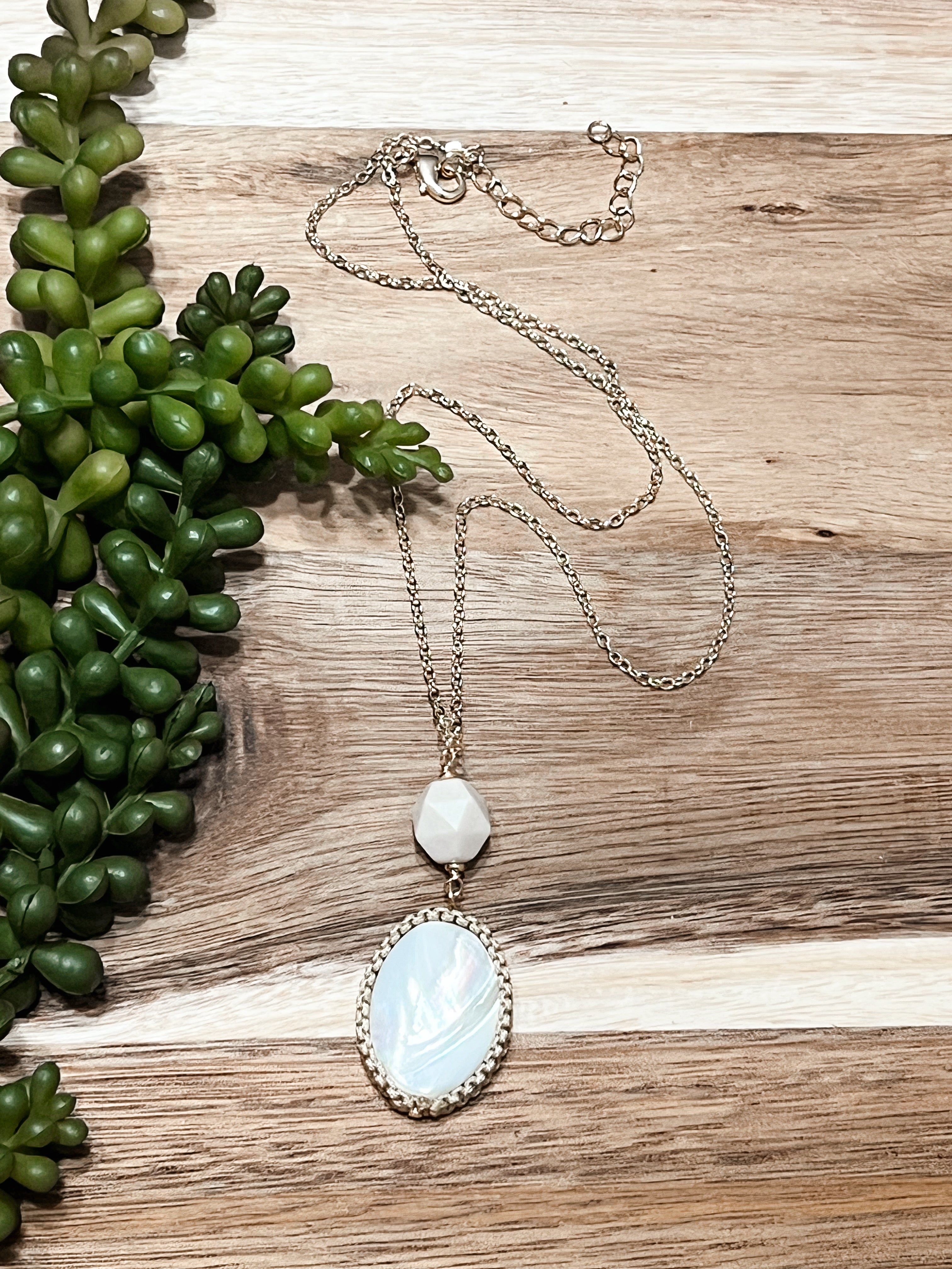 Shell & Stone Necklace