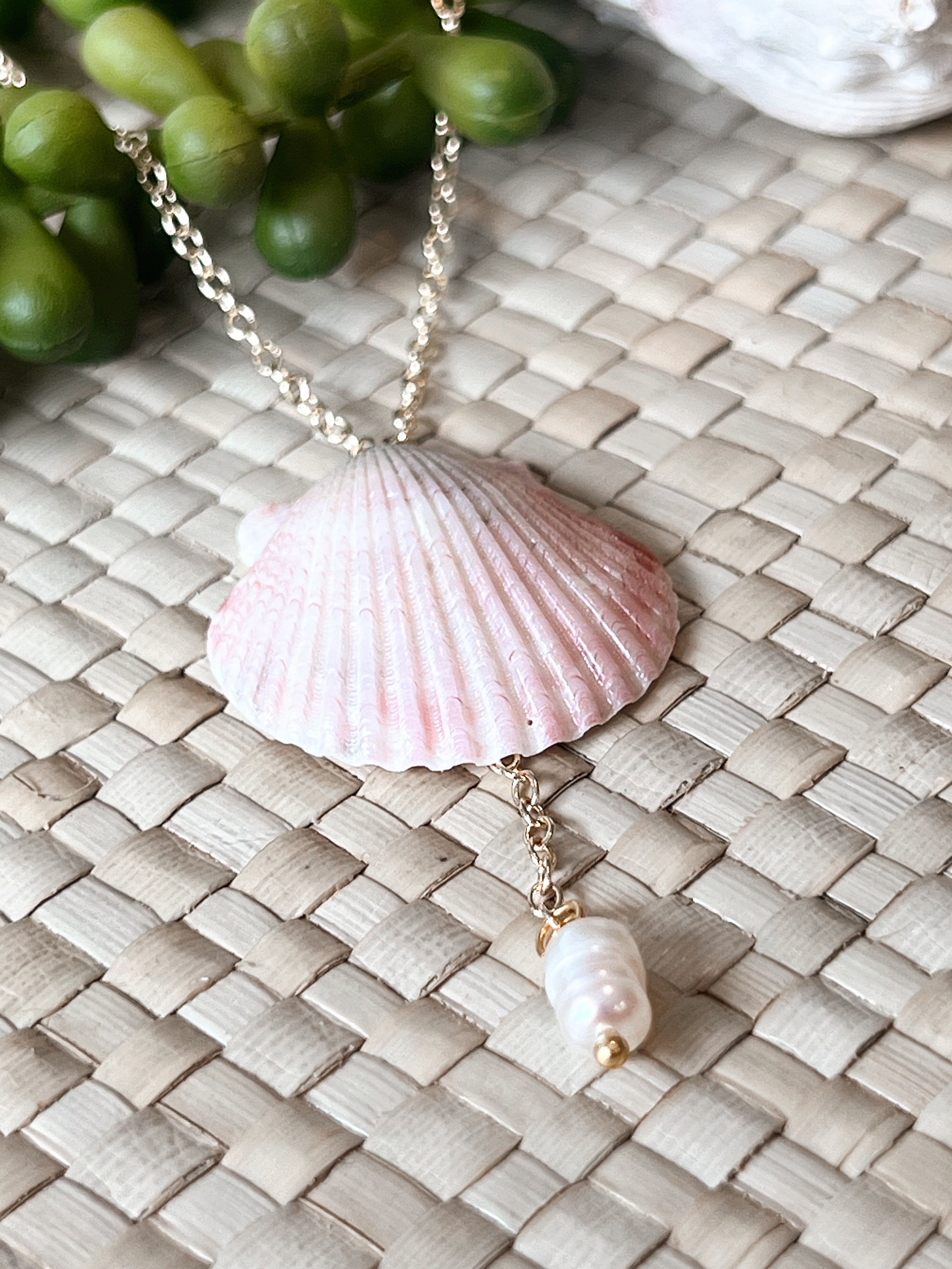 Layered Calico Scallop Necklace