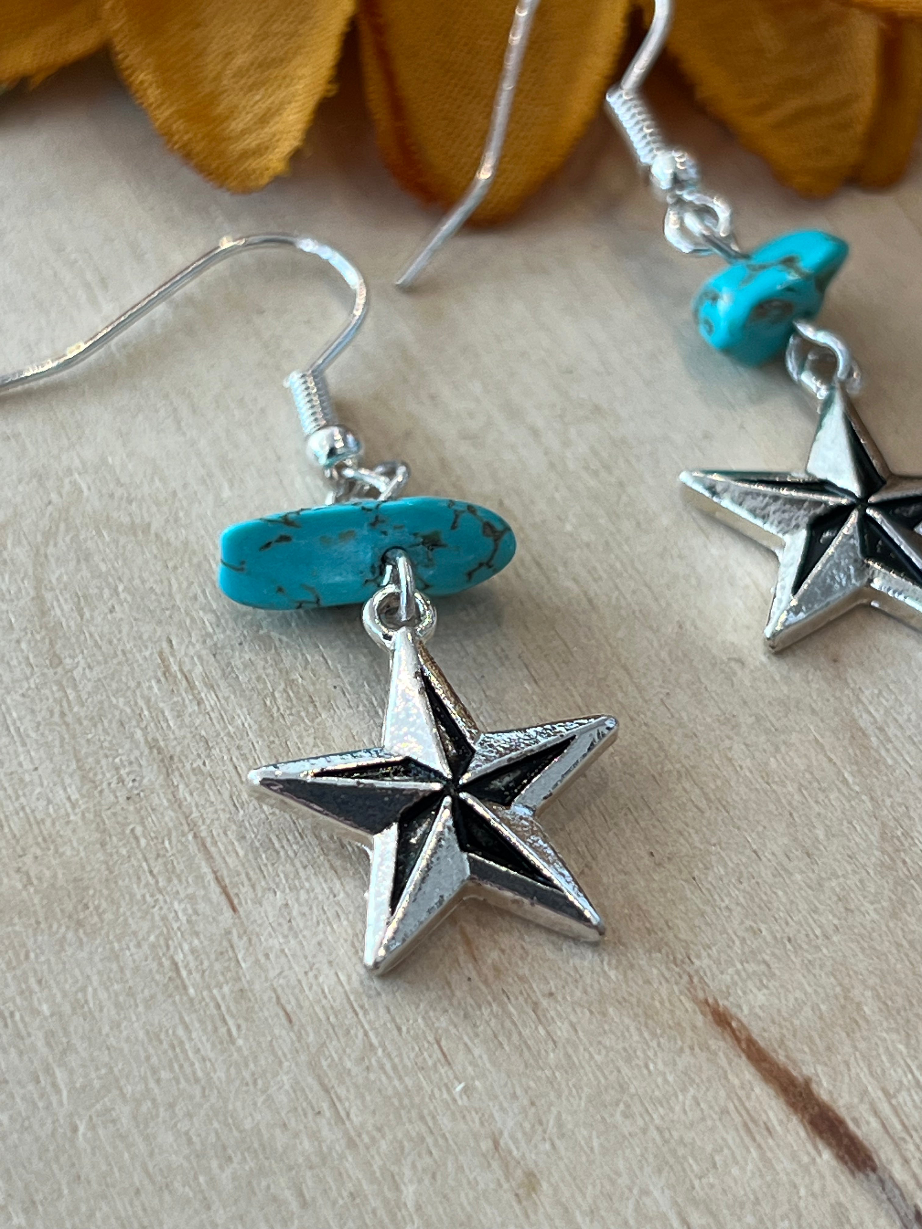 Chip Star Earrings